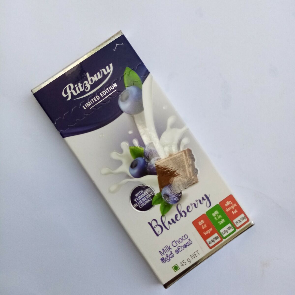 Ritzbury Blueberry Milk Choco - 45 g